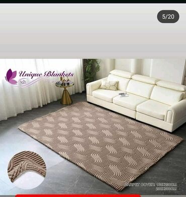 Tepisi i prostirke: Tepih, Kockasti — 11