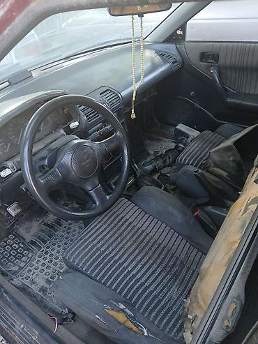 фильдер: Mazda 323 (седан) — комплект на запчасти - Кузов: 4‑дверный седан — 5