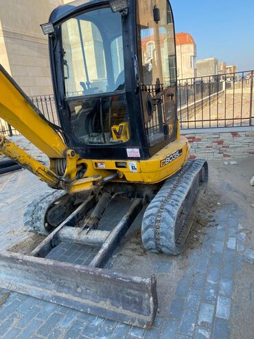 sari tofaş: JCB 8035 ZTS mini-ekskavator - Marka/model: JCB 8035 ZTS - Tip: Mini
