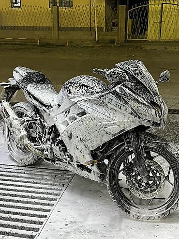 Спортбайк Kawasaki, 400 куб. см, Бензин, Взрослый, Б/у at lalafo.kg — 1 Спортбайк Kawasaki, 400 куб. см, Бензин, Взрослый, Б/у — 1