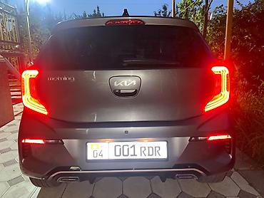bud e9: Kia Morning: 2022 г., 1 л, Автомат, Бензин, Хэтчбэк — 2