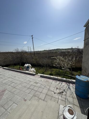 Uzunmüddətli kirayə evlər: 90 kv. m, 4 otaqlı, Kombi, Qaz, İşıq
