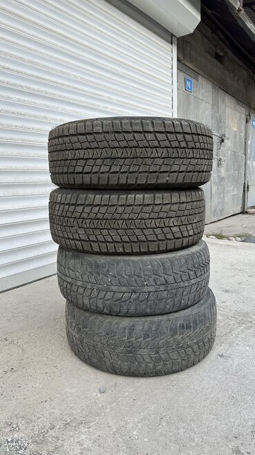 китайские автошины: Продаю зимнюю резину комплект 215/55/R16 пара новая почти проехал 1