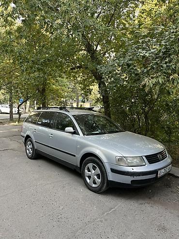 Volkswagen: Volkswagen Passat Variant: 2000 г., 1.8 л, Кол менен иштөөчү, Бензин, Универсал — 2