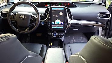 camry 2010: Toyota Prius: 2020 г., 1.8 л, Вариатор, Гибрид, Лифтбек — 6