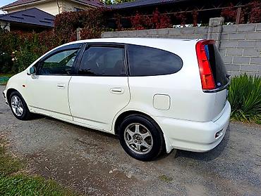 kiya bongo: Honda Stream: 2002 г., 2 л, Автомат, Бензин, Минивэн — 2