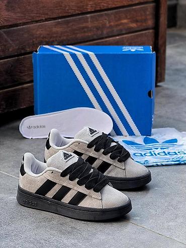 Women's Sneakers and athletic shoes: 01. 36-40
4600⭐⭐ na lalafo.rs — 6 Women's Sneakers and athletic shoes: 01. 36-40
4600⭐⭐ — 6