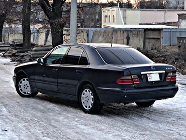 Mercedes-Benz: Mercedes-Benz E-Class: 2000 г., 2.4 л, Механика, Бензин, Седан