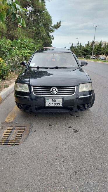 volkswagen: Volkswagen Passat: 1.8 l | 2004 il Sedan