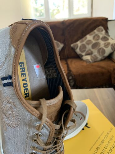 Krasofkalar və idman ayaqqabıları: GREYDER100% İçindəki altlığı dəri, bağları dəri, qırağ tikilişi dəri -da lalafo.az — 10 Krasofkalar və idman ayaqqabıları: GREYDER100% İçindəki altlığı dəri, bağları dəri, qırağ tikilişi dəri — 10