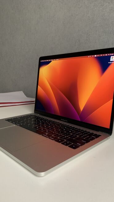 ноутбук macbook pro: Ультрабук, Apple, 8 ГБ ОЗУ, Intel Core i5, 13.3 ", Б/у, Для несложных задач, память SSD