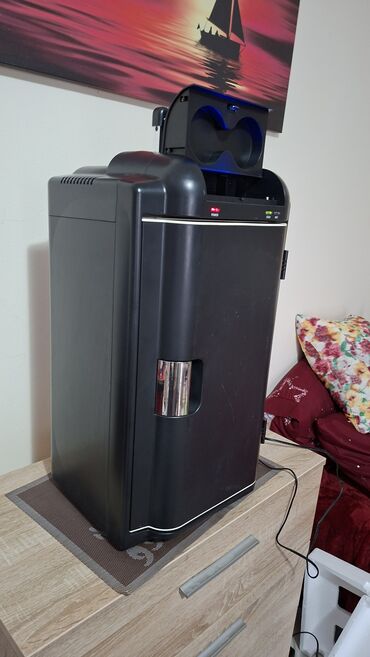 Frižideri: Mini frižider/grejač sa termoelektričkim hlađenjem i zagrevanjem - — 4