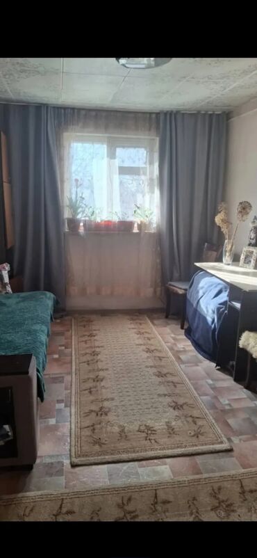сдаю квартиру г бишкек: 65 м², 3 комнаты, Парковка, Сарай, Забор, огорожен