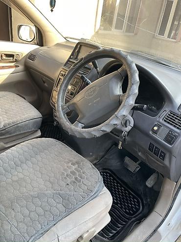 Toyota: Toyota Gaia: 2000 г., 2 л, Автомат, Газ, Вэн/Минивэн — 2