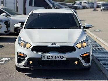 skoda rapid: Kia K3: 2020 г., Седан — 1