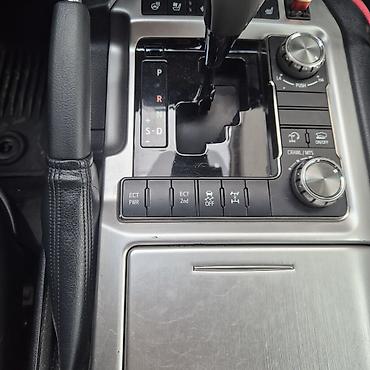 танк 700: Toyota Land Cruiser: 2018 г., 5.7 л, Автомат, Газ, Внедорожник — 8
