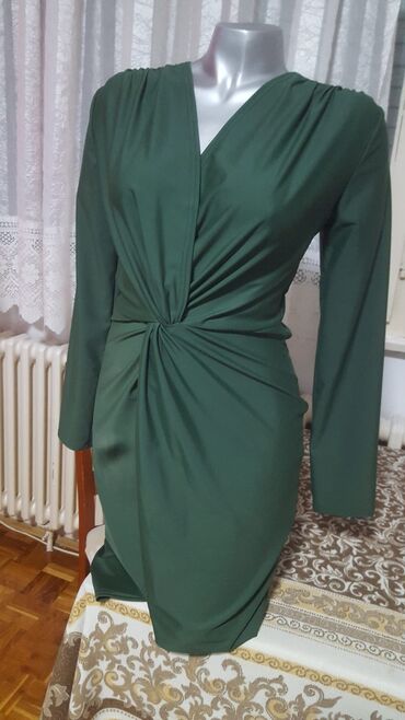 haljina 40: M (EU 38), bоја - Maslinasto zelena, Drugi stil, Dugih rukava