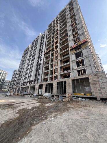 Продажа квартир: 3 комнаты, 108 м², Элитка, 2 этаж, ПСО (под самоотделку)