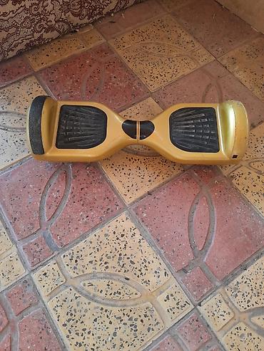 Özünütarazlayan elektrikli skuter (hoverboard) - Rəng: qızılı, qara