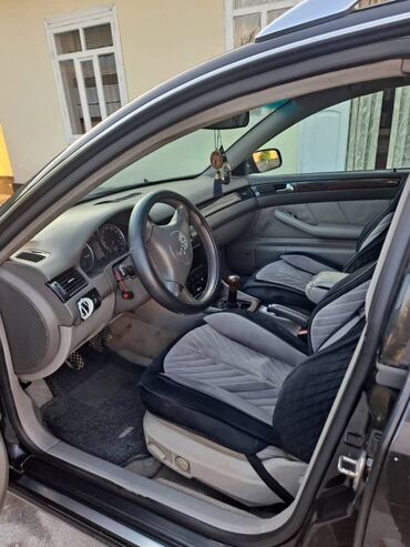 продаю авто мерс: Audi A6: 2001 г., 2.4 л, Механика, Бензин, Универсал