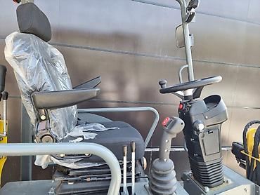 Погрузчики: Погрузчик, 2024 г., Колесный — 14