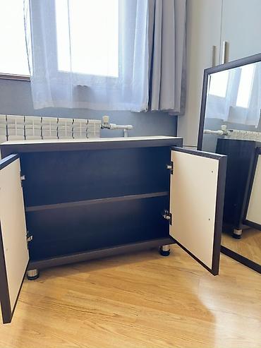 iskaflar: İki qapılı kompakt dolab güzgü ilə birlikdə - Material: Rus — 4