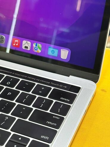 Ноутбуки: Ноутбук, Apple, 8 ГБ ОЗУ, Intel Core i5, 13.3 ", Б/у, Для работы, учебы, память SSD — 9