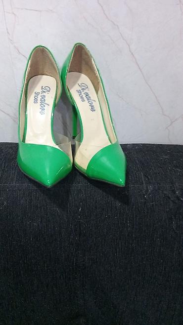 Tuflilər: Qadın klassik stilettosu – Divalore Shoes - Rəng: parlaq yaşıl - Üst — 2