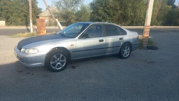 продаю связи с переездом: Honda Accord: 1997 г., 2 л, Механика, Бензин, Седан