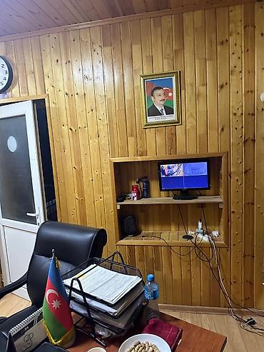 Ofis mebeli: Taxta örtüklü kabinet/ofis otağı – tam mebellə - Plan: bir otaqlı — 5