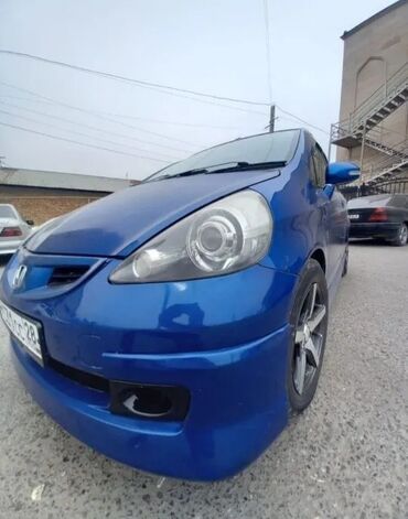 Honda: Honda Fit: 2003 г., 1.3 л, Автомат, Бензин, Хэтчбэк