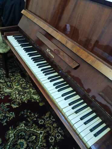 Pianolar: Piano, Kuban, Akustik