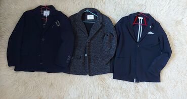 пальто zara: Пиджаки Слева направо: синий THOMAS GRAF на 6 лет, ткань плотный