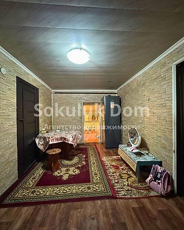 Продажа коттеджей и домов: 🏠Продается дом в с. Сокулук на первой линии трассы Бишкек-Кара-Балта 🟡 — 8