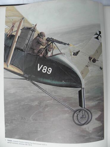 Knjige i stripovi: Knjiga:Military Aircraft 5(Vojni avioni) 34, 5 cm. format, 43 str. + — 8