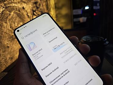a 72: Xiaomi, Mi 11 Lite, Б/у, 128 ГБ, цвет - Черный, 2 SIM — 4