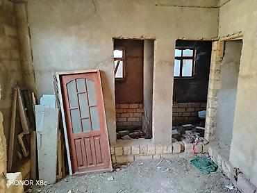 kiraye gence: Kiçik daş tikili – həyətdə köməkçi otaq/ambar ƏLAQƏ :0558003131 Kredit — 8