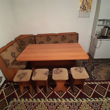 кухонные гарнитуры в караколе: Кухонный уголок состояние отличные 12000с
