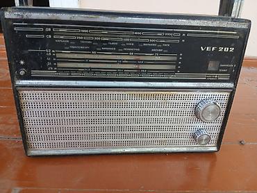 kohnə dollar: Satılır: Köhnə kolleksiya əşyaları dəsti 1) VEF 202 portativ radio - — 2