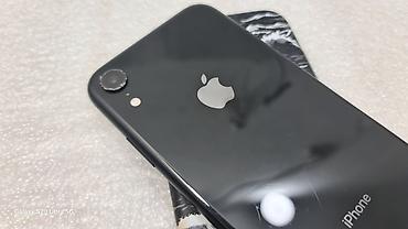 Apple iPhone: IPhone Xr, Б/у, 64 ГБ, Черный, Чехол, 75 % — 10