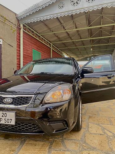 pegah yag: Kia Rio: 1.4 l | 2011 il Hetçbek — 3