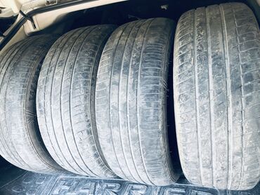Шины: Срочно продаю летнюю резину 2-е пары 235/55 R18 ( разнопарки).Одна