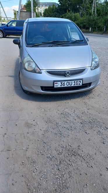 магазины автозапчастей: Honda Fit: 2005 г., 1.3 л, Вариатор, Бензин