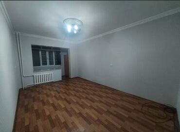 4 х комнатная квартира: 1 комната, 36 м², 106 серия, 4 этаж, Косметический ремонт