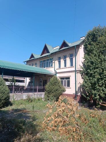 дом район церкви: 254 кв. м, 6 бөлмө, Балкон айнектелген, Сарай, Забор, тосулган
