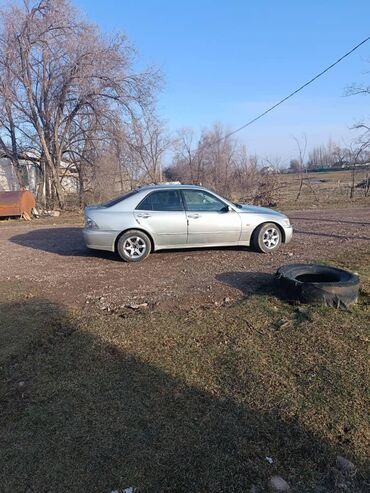 Toyota: Toyota Altezza: 1999 г., 2 л, Автомат, Бензин, Седан