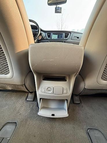 Kia: Kia Carnival: 2019 г., 2.2 л, Автомат, Дизель, Минивэн — 23