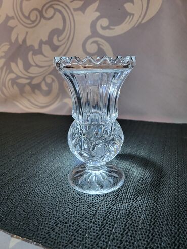 Vaze i saksije: Vaza, Novo — 4