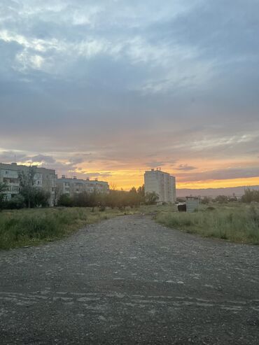 квартира берилет ош: 2 бөлмө, 50 кв. м, Эмерексиз