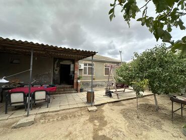 Həyət evləri və villaların satışı: Zığ qəs. 3 otaqlı, 10 kv. m, Orta təmir — 19